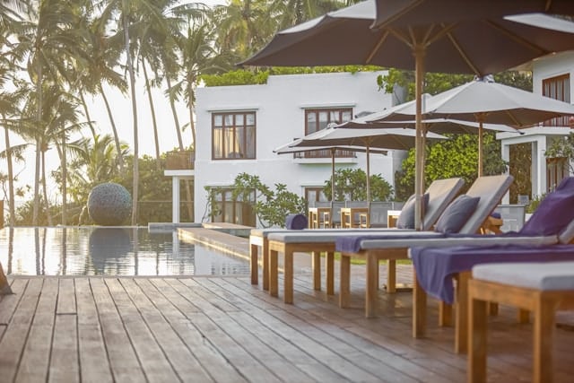 Sinking Pool Deck Solution Made Easy for Your Home