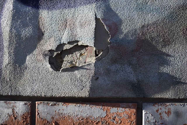 Avoiding Sinkhole-Related Property Damage For Homeowners