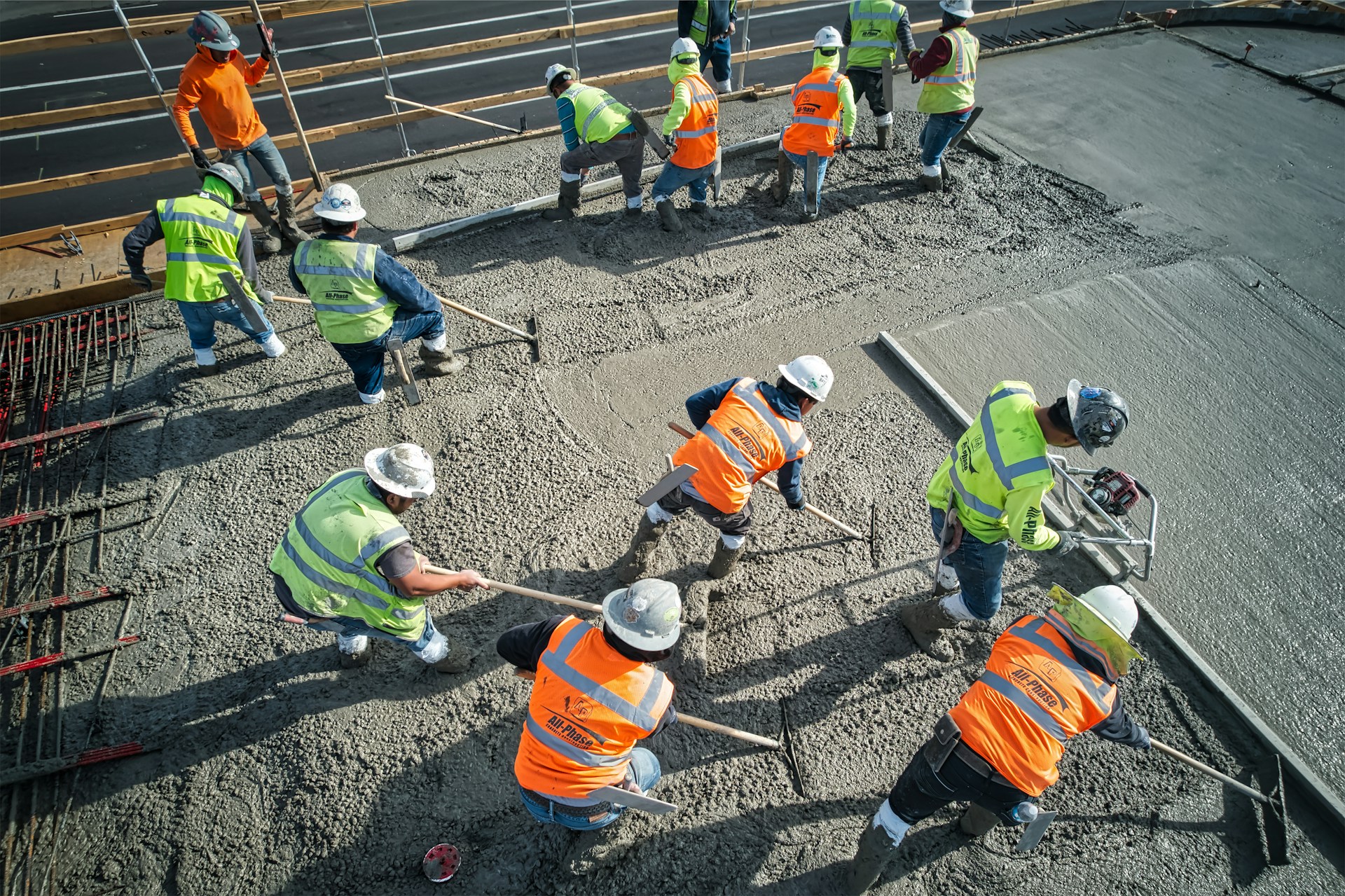 Concrete Leveling Contractors: Fix Sunken Florida Driveways With Foam